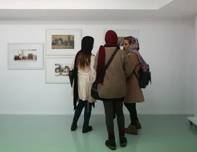 انتزاع نوستالژی‌ها روی بوم آقای نقاش