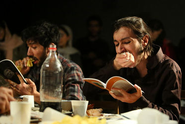 سی پرفورمنس ،سی هنرمند، سی روز