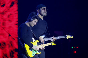 کنسرت بهنام بانی در سی و سومین جشنواره موسیقی فجر