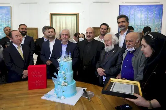 جشن تولد ۹۲ سالگی حسین محجوبی