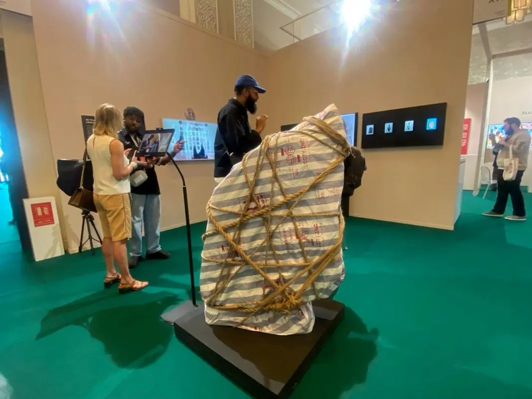 انصراف سه گالری تهران از آرت دبی ۲۰۲۶/ تمهید جالب آرت دبی برای حمایت از گالری ها