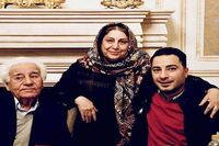 از اعتراض خانم مجری به قطع برق تا نوید محمدزاده در کنار پدر و مادرش