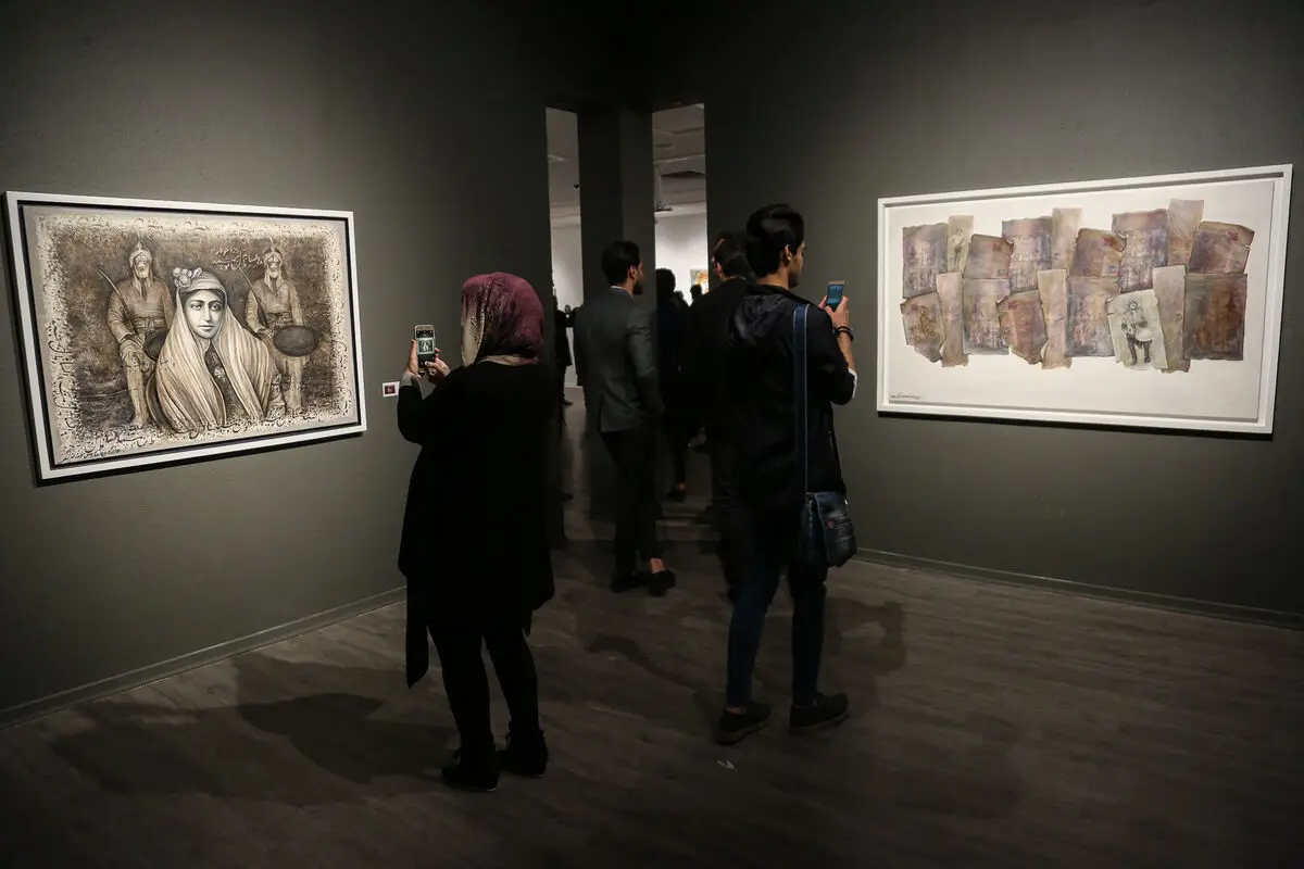 نمایشگاه نقاشی ناصر پلنگی و لباس بهنود جواهرپور در گالری آریانا