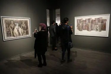 نمایشگاه نقاشی ناصر پلنگی و لباس بهنود جواهرپور در گالری آریانا