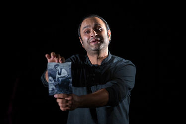 نمایش "سیم و سرمه" در تئاتر شهر