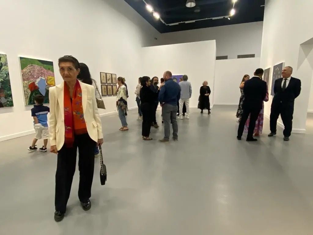 روشنک امین‌الهی و زنان تاریخ‌ساز در ایام گالری | Roshanak Aminelahi and History-making women at Ayyam Gallery 