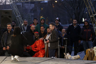 نمایش های خیابانی روز چهارم جشنواره تئاتر فجر
