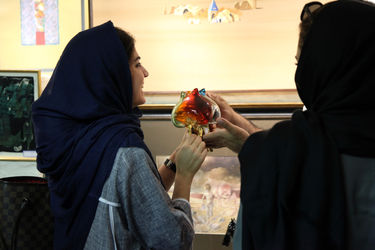 بیست و پنجمین نمایشگاه تابستانی "صد اثر صد هنرمند" در گالری گلستان