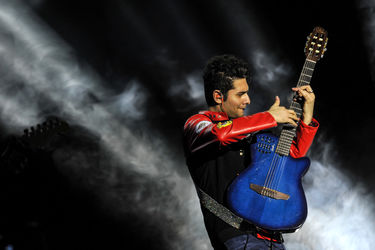 کنسرت بهنام بانی در اولین شب جشنواره موسیقی فجر در برج میلاد