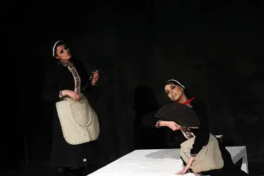 نمایش "کلفت‌ها" در موزه استاد عزت الله انتظامی‎