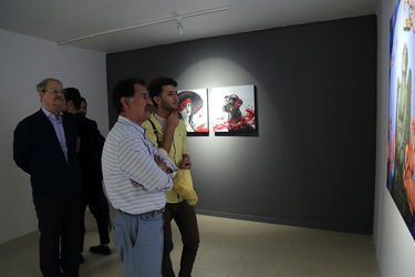 افتتاحیه نمایشگاه دو نفره آثار نقاشی حمید زارع و الناز صباغ‌پور در گالری ژاله