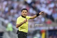 ببینید: ویدئوی عجیب علیرضا فغانی در فروشگاه روسیه 