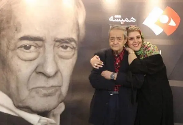 ویدئو: احمدرضا احمدی ۸۲ ساله شد/ سه شعرخوانی از آقای شاعر