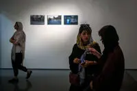 ببینید: یک نمایشگاه عکس خاص