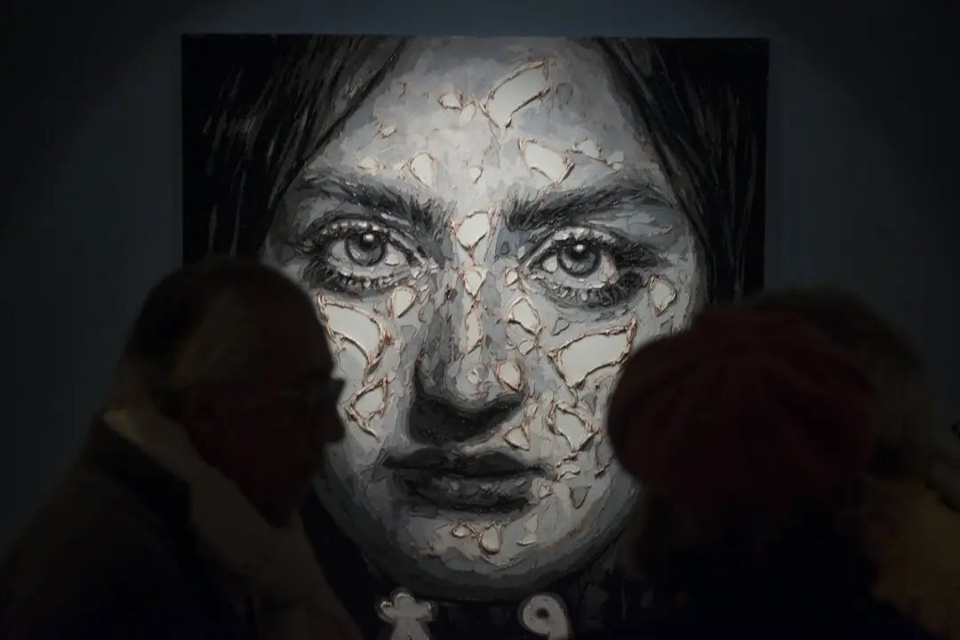 Assar Gallery Hosts Babak Roshaninejad Art