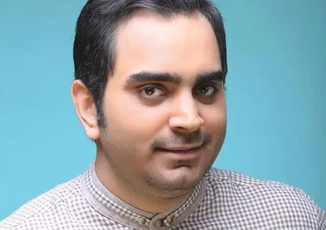 خواننده پاپ به خاطر وجود غده در روده‌اش جراحی شد/ عکس