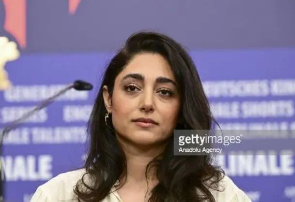 حمله کیهان به گلشیفته فراهانی با صفات مفلوک، نافهم، کوته‌نگر و مبتذل
