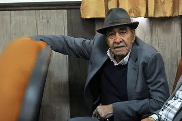 تجلیل از هنرمندان پیشکسوت متولد فروردین ماه