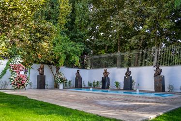 Boom Gallery Afshin Pirhashemi 