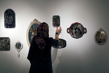 نمایشگاه نقاشی ساناز دزفولیان در گالری طراحان آزاد