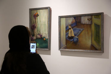 افتتاحیه نمایشگاه نقاشی‌های سوسن اتحاد در گالری هپتا