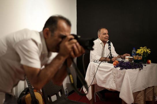 رونمایی از کتاب "تیراندازی در باک هِد" در آموزشگاه سکو