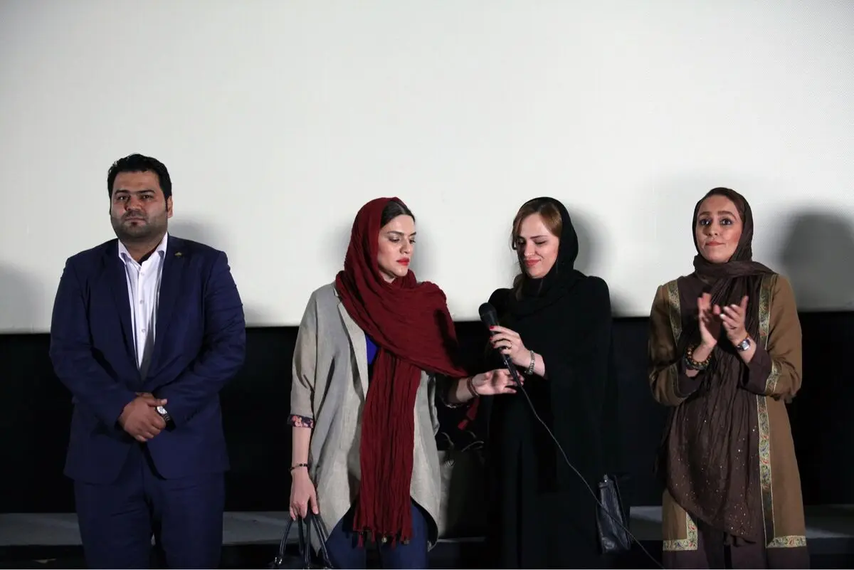 اکران  فیلم های 