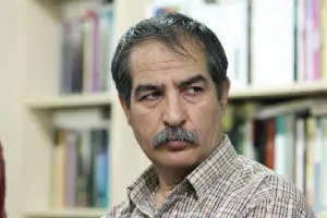 ناشر بنگاه خیریه نیست/ نوشتن بیماری نیست که تب داشته باشد
