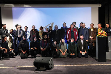 مراسم جایزه هنری "ویستا" در باغ موزه قصر