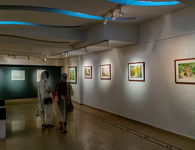 ببینید: طبیعت در آثار حجت‌اله چراغ/ بازدید مسعود فروتن از نمایشگاه