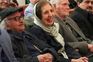 ببینید: تبریک خاص استاد شفیعی کدکنی به مناسبت  هشتم مارس روز زن