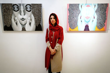 نمایشگاه نقاشی‌های شقایق ماندگار در گالری هفت ثمر