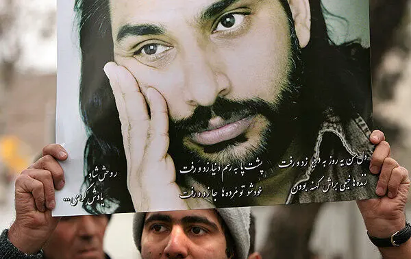 غروب ۱۲ ساله صدایی که فراموش‌مان نمی‌شود