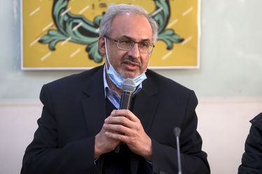 آیین نکوداشت طاهره صفارزاده توسط جایزه آینه دار دوران