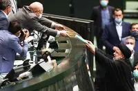 بودجه هنر ۱۴۰۱ فقیرتر از همیشه؛ افشاگری پرتیراژترین روزنامه کشور/ دیواری کوتاه تر از هنرمندان نیست
