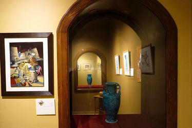 مراسم اهدای لوح به شرکت کنندگان نمایشگاه آینه دار دوران