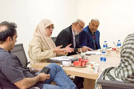 دیدار هنرمندان با عباد رضا اسلامی