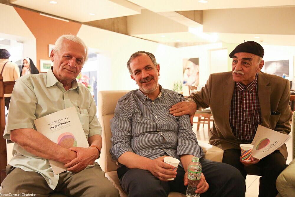 دیدار احمد مسجدجامعی از نمایشگاه