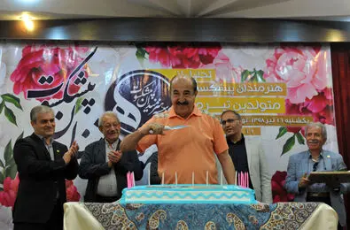 ببینید: جشن تولد هنرمندان متولد تیرماه/ از عمو قناد تا ملیحه سعیدی
