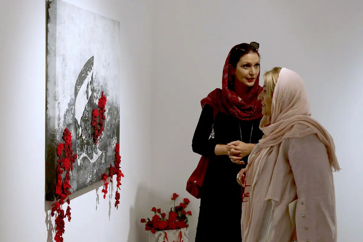 نمایشگاه نقاشی و دوخت سرمه عرب در گالری ویستا