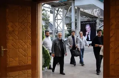 گزارش تصویری ایران‌آرت از مراسم یادبود نادر گلچین