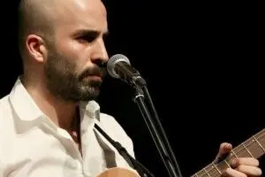 Derakhshani at Vahdat
