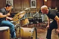 ببینید: "شلاق" با موسیقی شنیدنی جاستین هورویتز