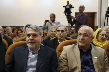 تجلیل از هنرمندان پیشکسوت متولد فروردین ماه