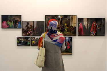 نمایشگاه عکس تهمینه منزوی در گالری راه ابریشم