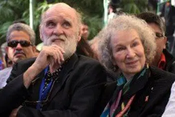 درگذشت نویسنده‌ای که مارگارت اتوود از او پرستاری می‌کرد