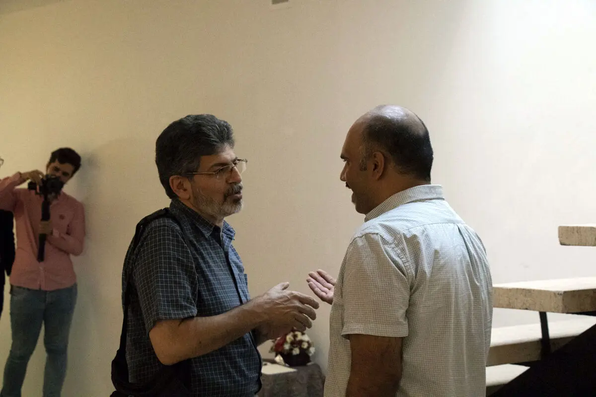 نمایشگاه عکس و چیدمان کجواج‌ها در گالری سایه