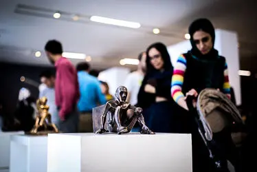 نمایشگاه آثار پرویز تناولی و شاگردانش در گالری باغ کتاب