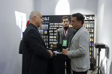 رنگ وستا در نخستین آرت فر تهران