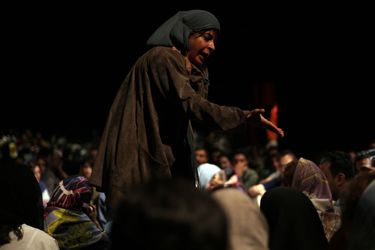 نمایش "یک دقیقه و سیزده ثانیه" در پردیس شهرزاد